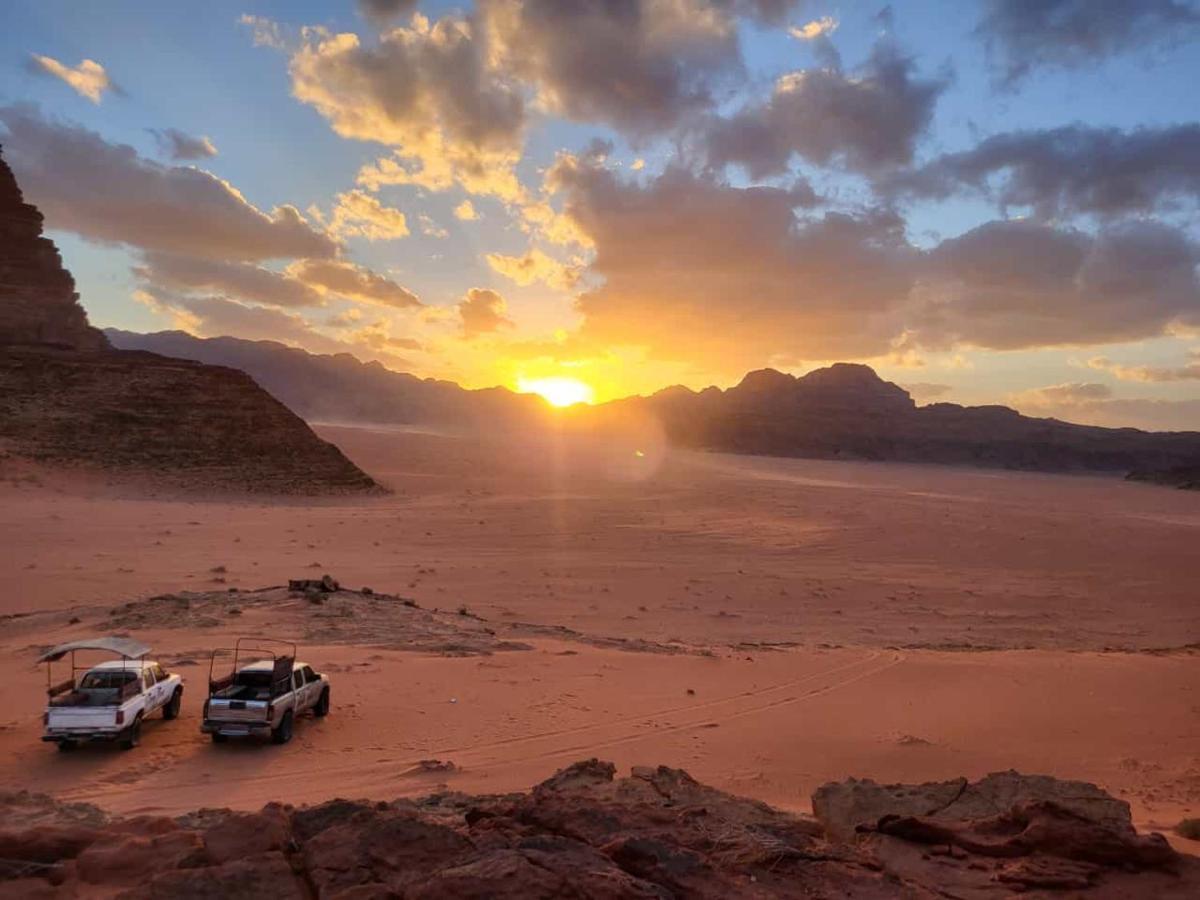 Star Camp & With Tor Hotel Wadi Rum Exterior foto