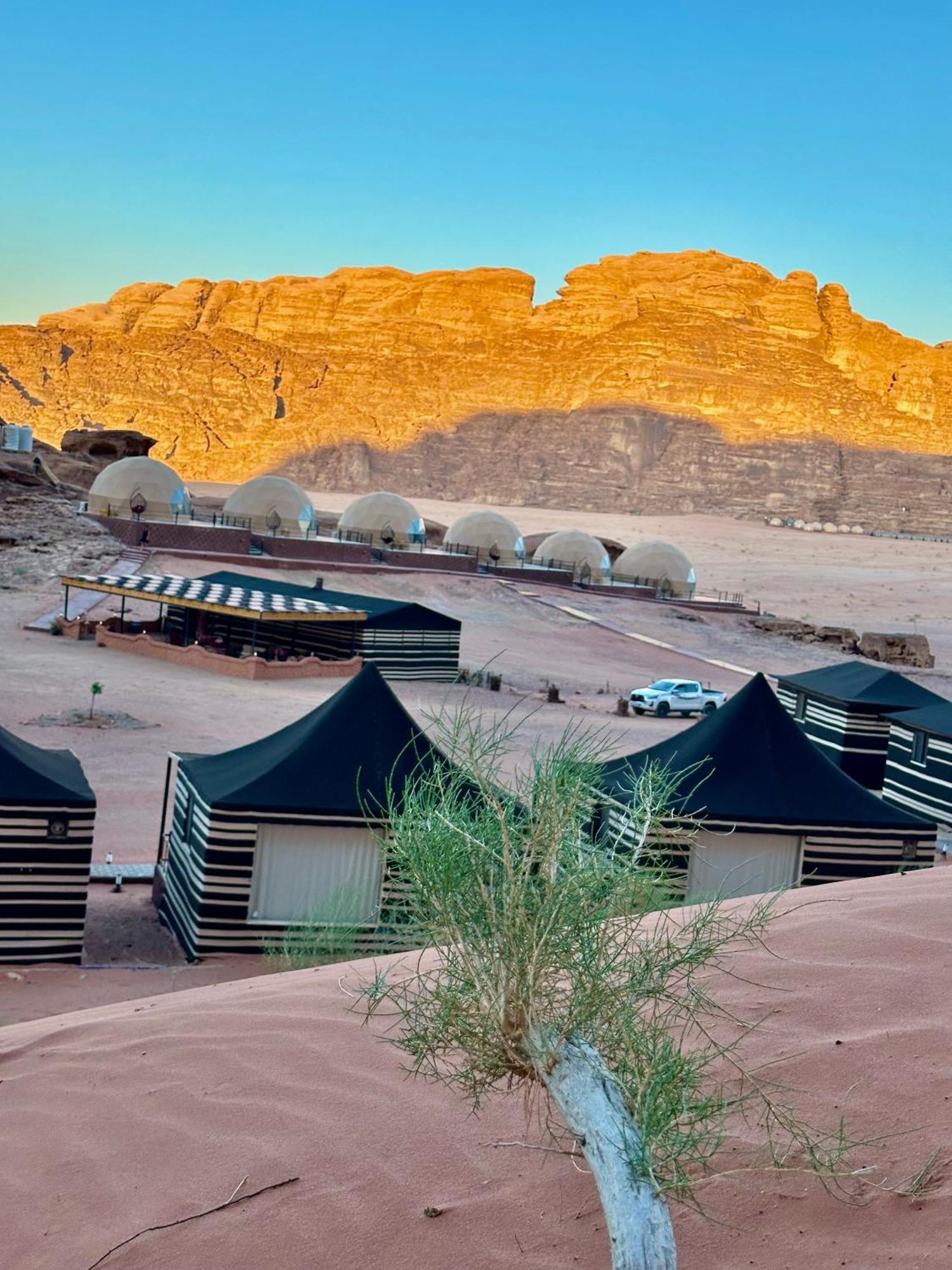 Star Camp & With Tor Hotel Wadi Rum Exterior foto